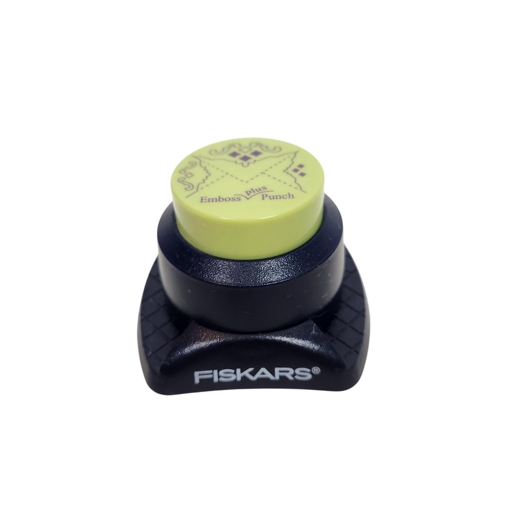 Fiskars Emboss Plus Punch Craft Punch 2-2.75 In Green Corner Design Scrapbook